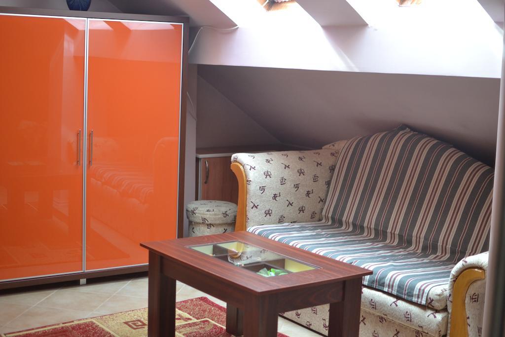 Hotel Home Sweet Home Chisinau Ngoại thất bức ảnh