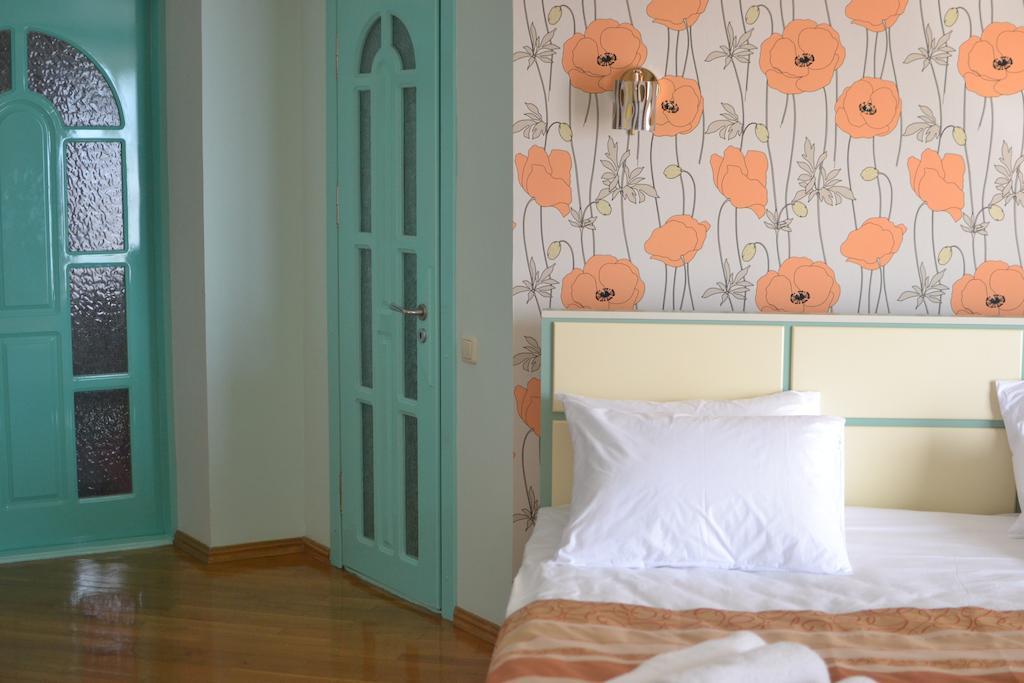 Hotel Home Sweet Home Chisinau Ngoại thất bức ảnh