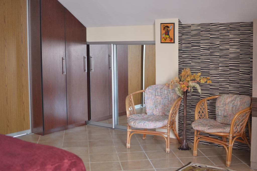 Hotel Home Sweet Home Chisinau Ngoại thất bức ảnh